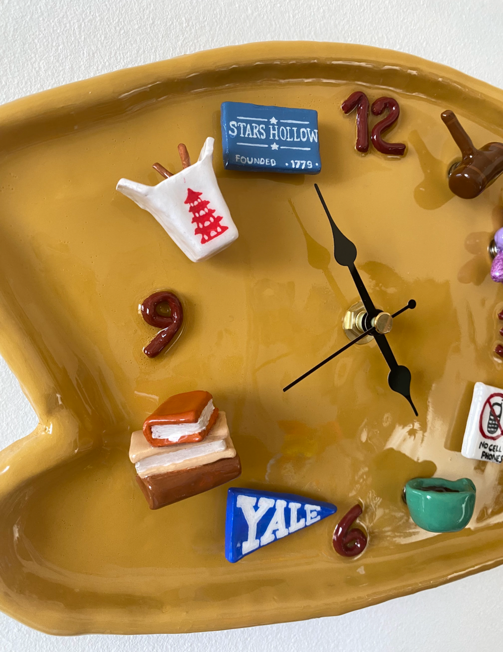 Gilmore Girls Magnetic Clock